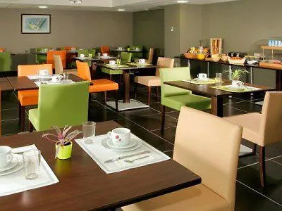 Terres De France - Appart'Hotel Quimper Bretagne
