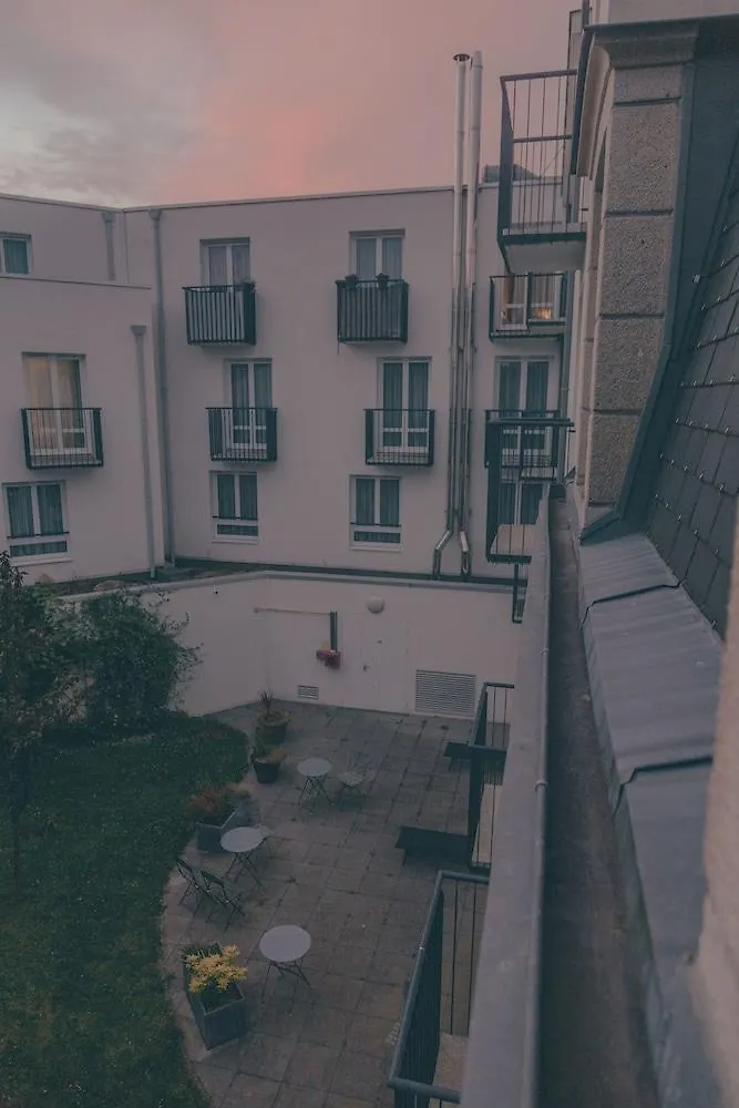 *** Aparthotel Terres De France - Appart'Hotel Quimper Bretagne France