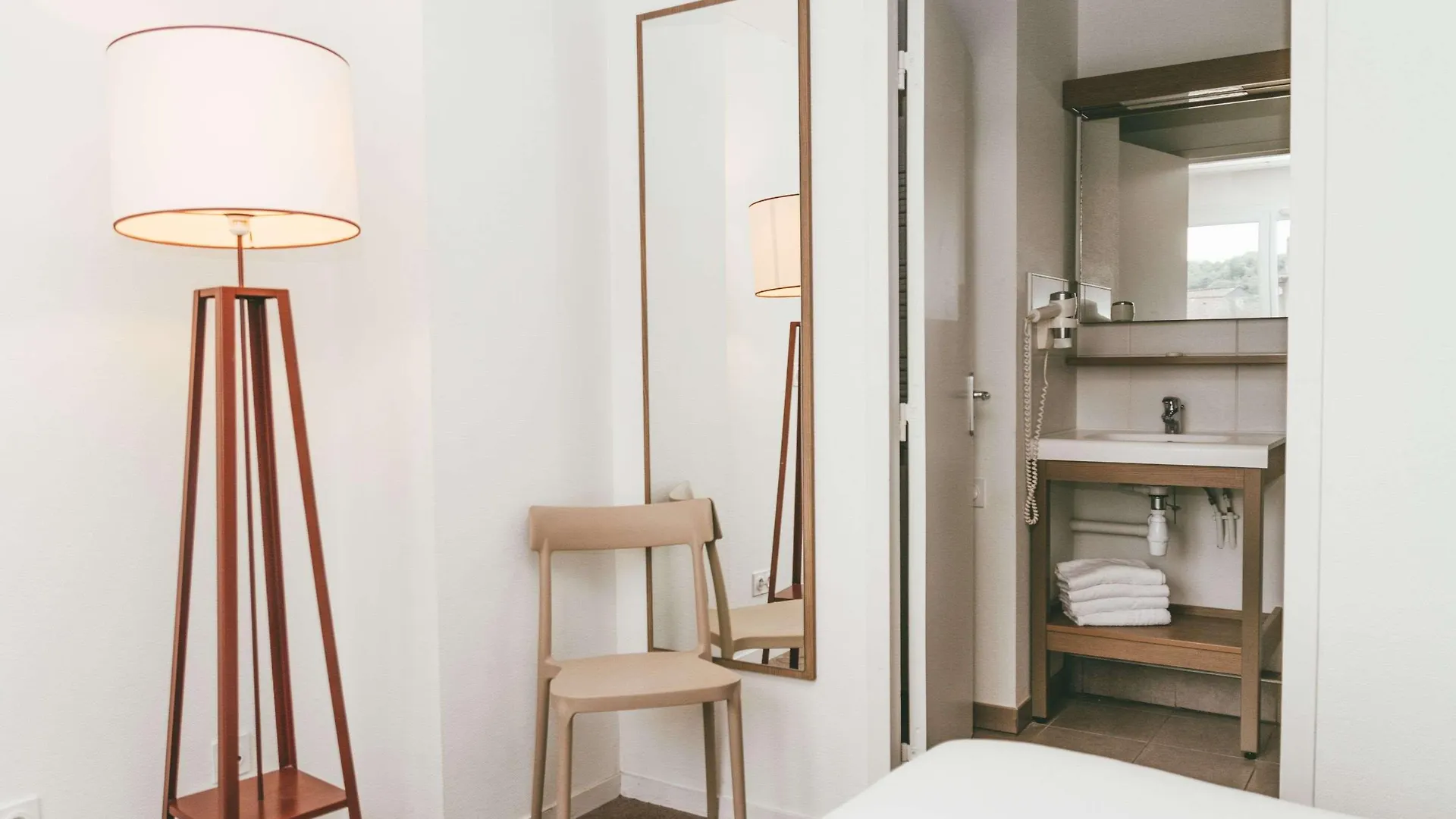Terres De France - Appart'Hotel Quimper Bretagne 3*,