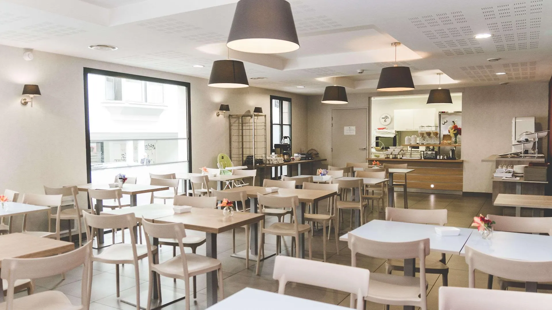 Terres De France - Appart'Hotel Quimper Bretagne