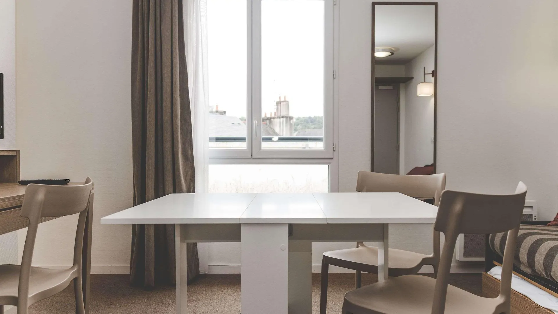 Terres De France - Appart'Hotel Quimper Bretagne
