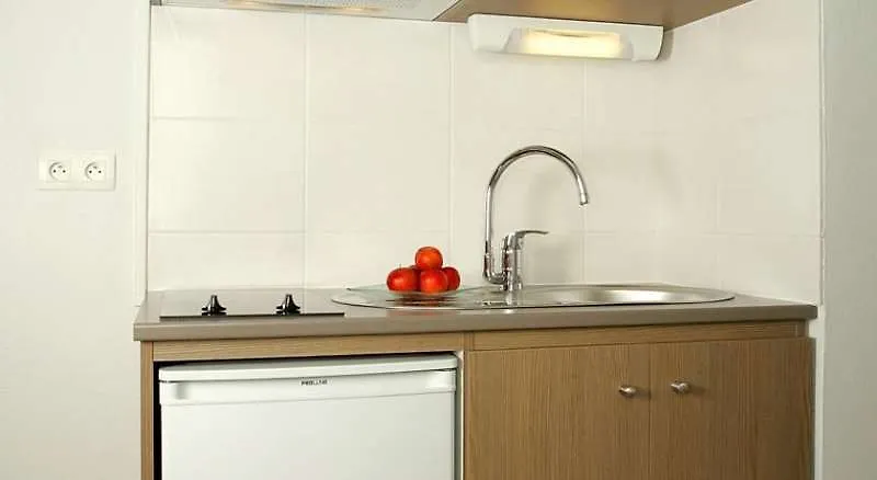 Terres De France - Appart'Hotel Quimper Bretagne Aparthotel